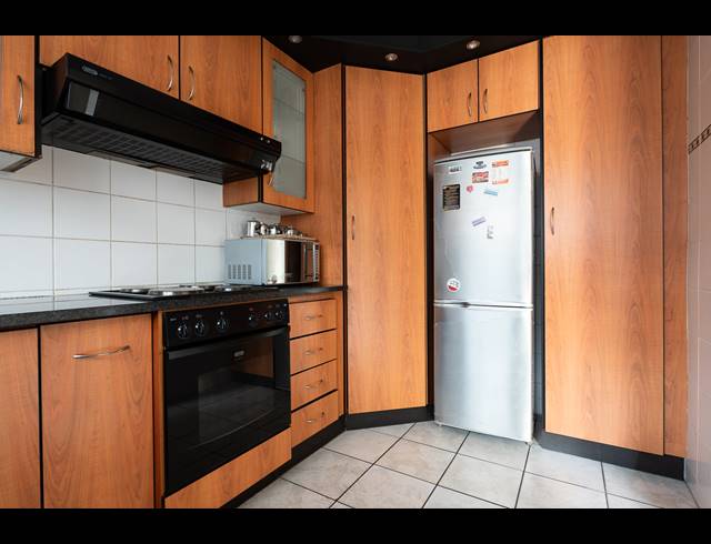 2 BEDROOM APARTMENT FOR SALE IN HADDON